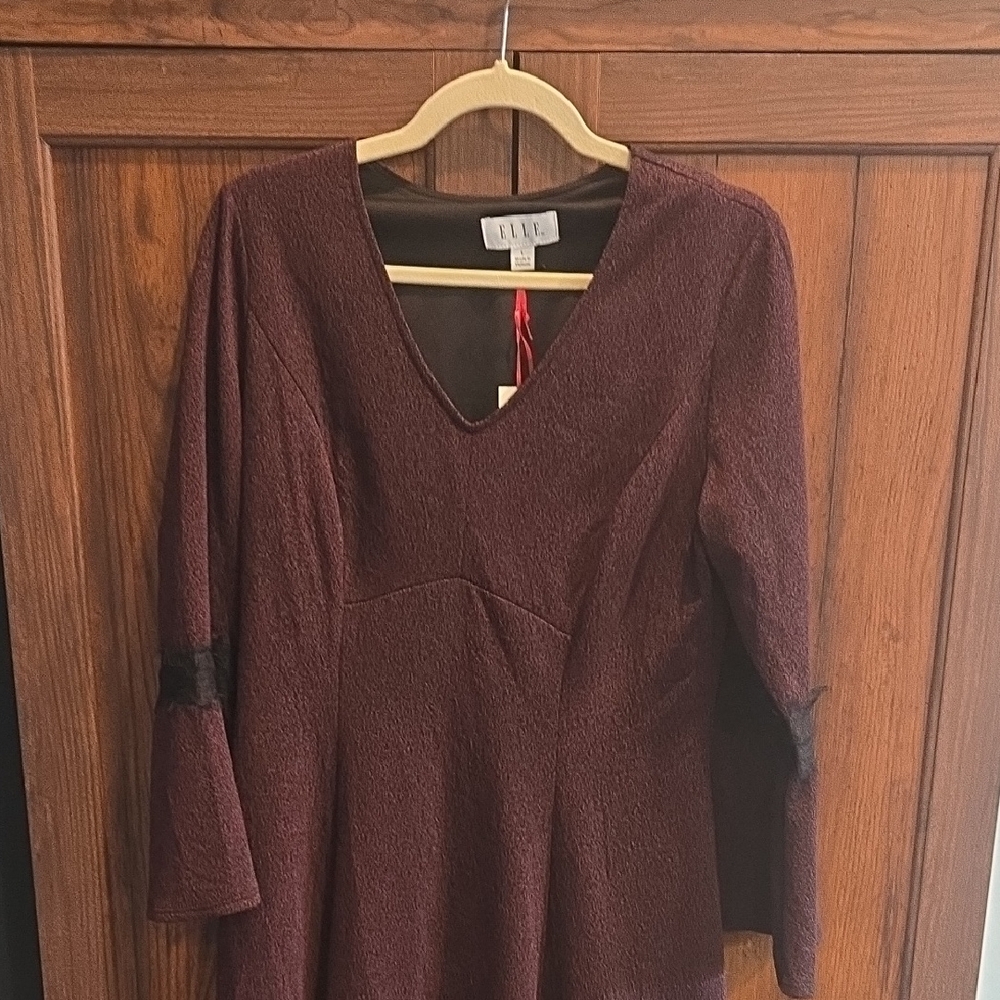 Elle Black and Red V-Neck Dress